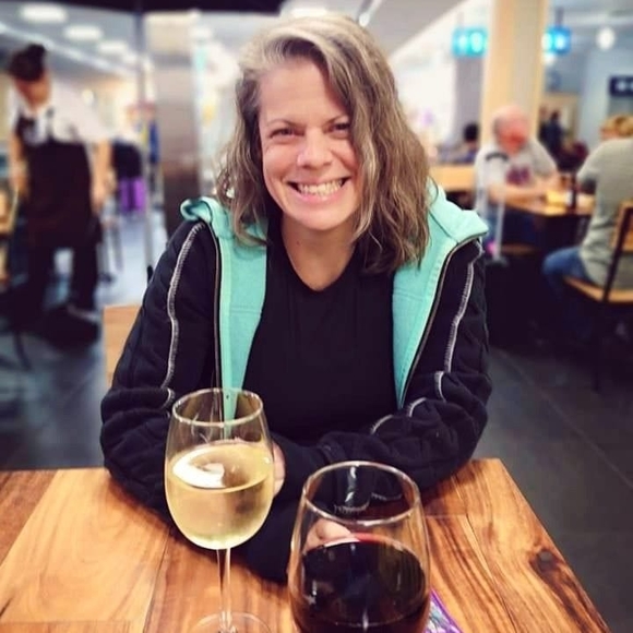 Meet your Posher, Valarie - Picture 1 of 1